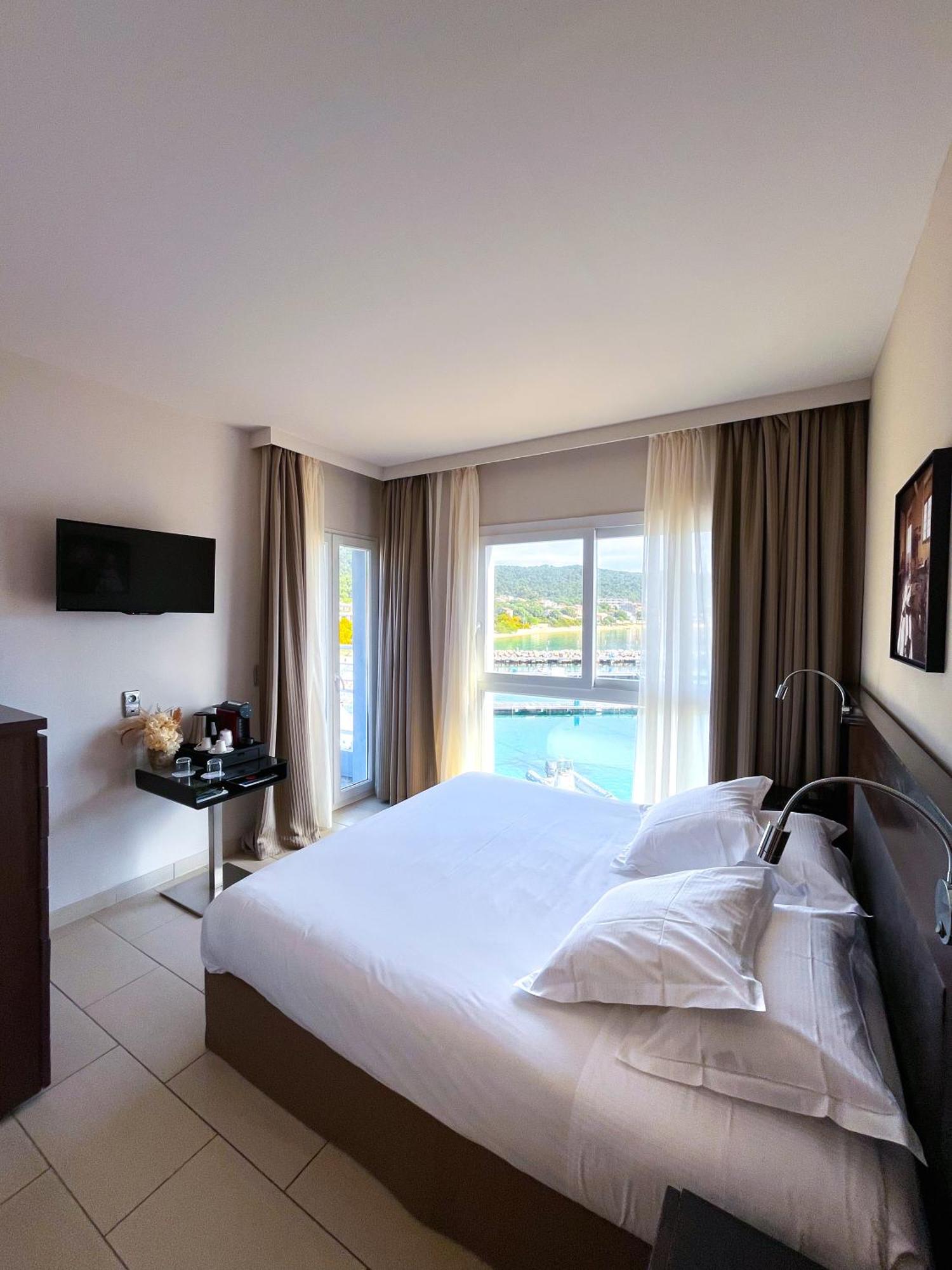 Hotel Le Golfe Porto Pollo Exteriér fotografie